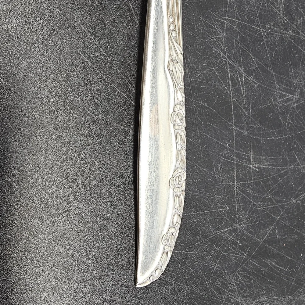 Vintage WM A ROGERS A1 PLUS ONEIDA SILVERPLATE 9.5